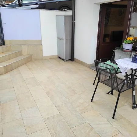 Dino With Heated Pool